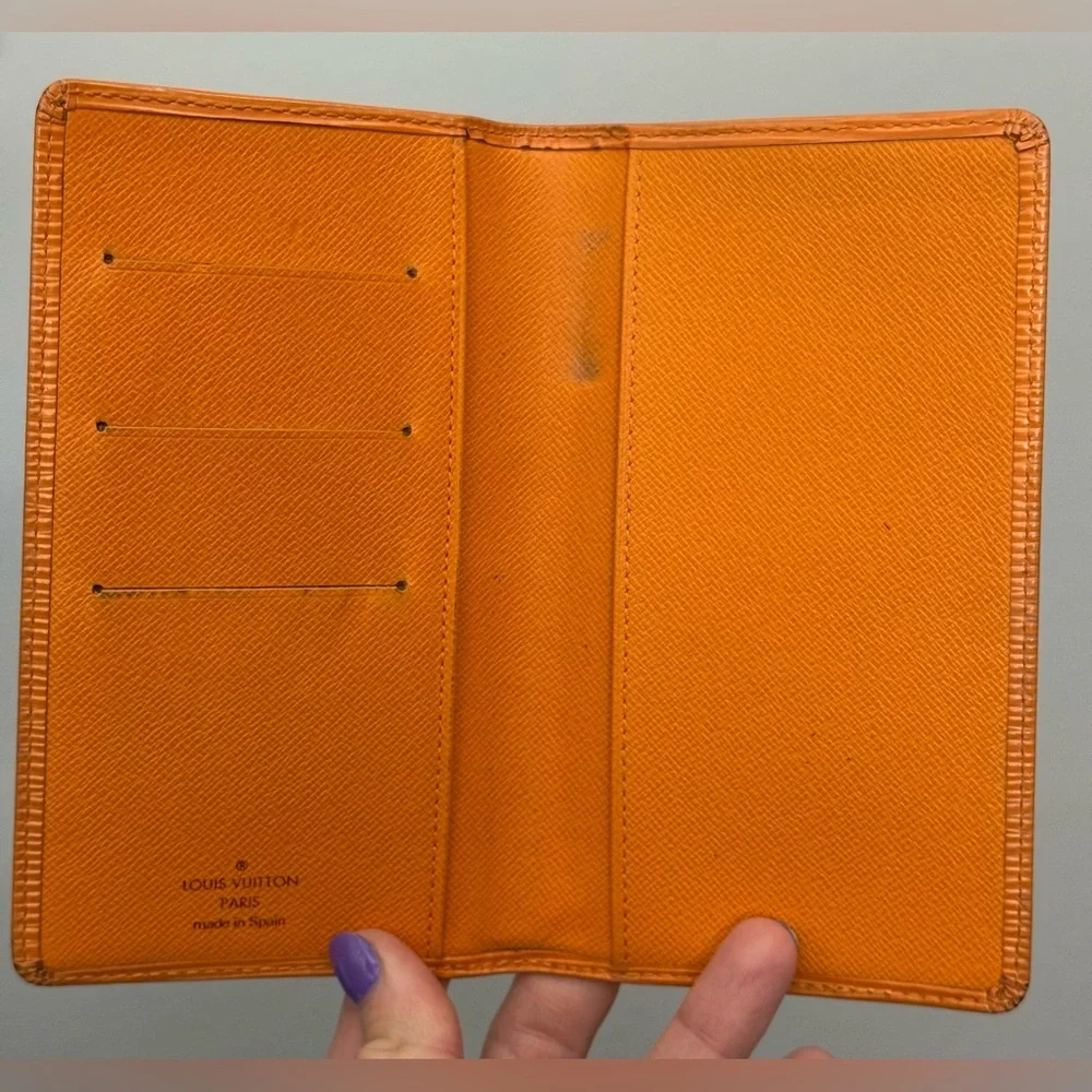 Louis Vuitton orange epi leather long wallet/checkbook holder - Picture 8 of 13